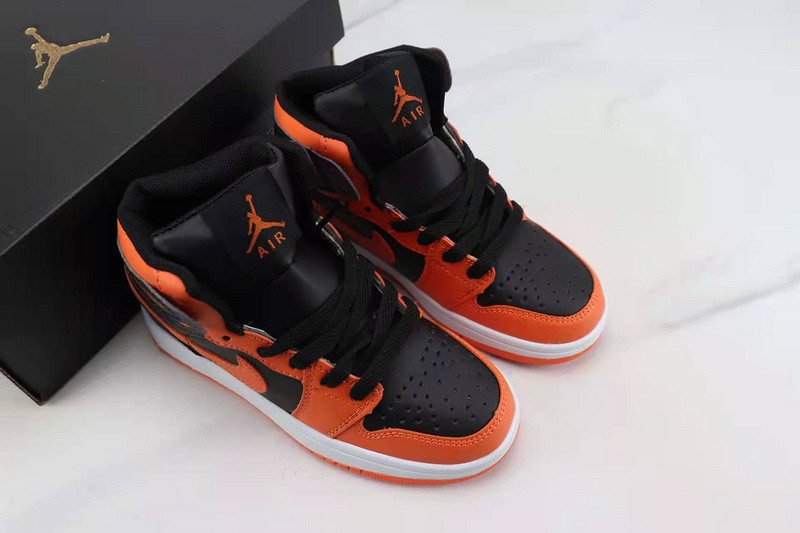 AIR JORDAN 1 KIDS SHOES