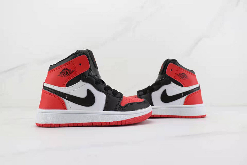 AIR JORDAN 1 KIDS SHOES