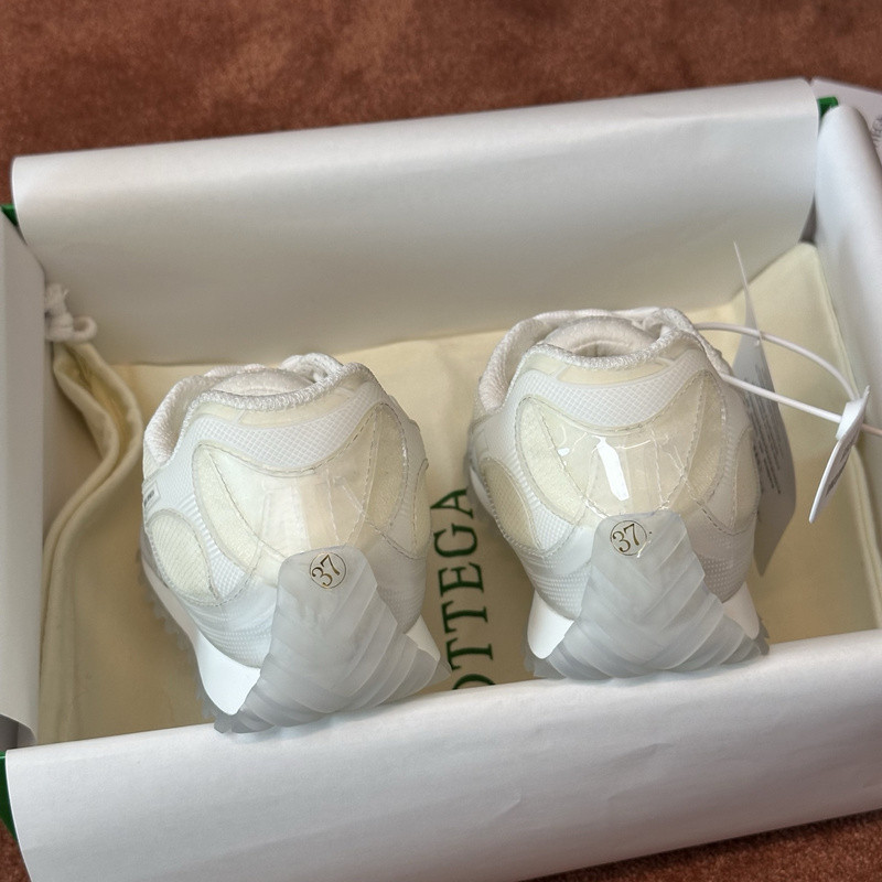 b0tt*ga Ven*ta orbit sneaker