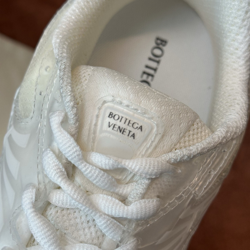 b0tt*ga Ven*ta orbit sneaker