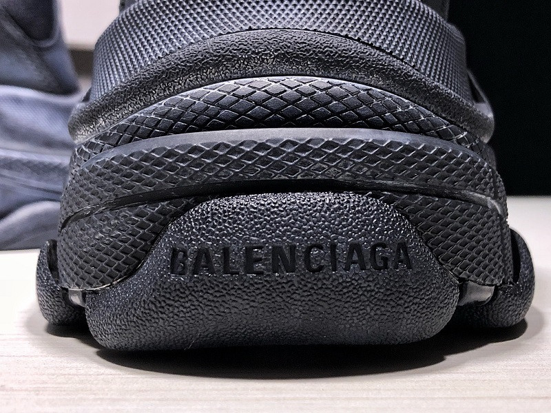 Ba*len*cia*ga 2019ss triple-s sneaker 534219 w09o1 1000