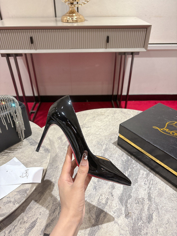 Chr1st1an louboutin heels