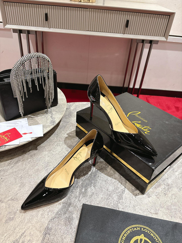 Chr1st1an louboutin heels