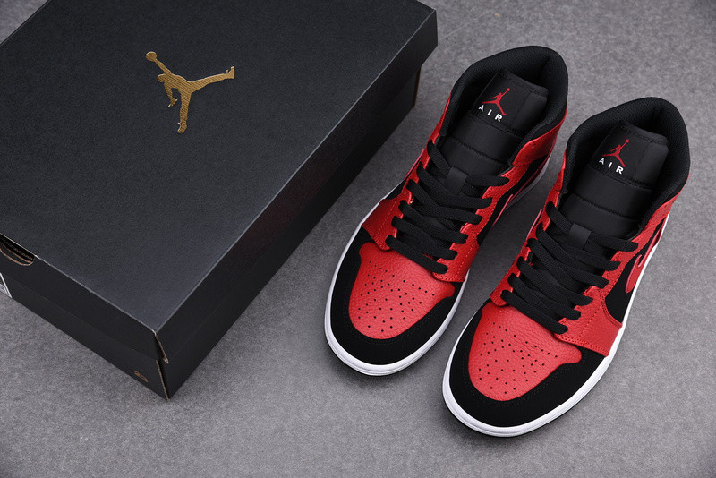 Air Jordan 1 aj1 mid 554724-054