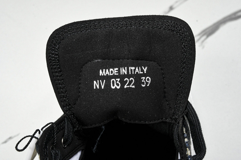 B23 OBLIQUE LOW SNEAKERS