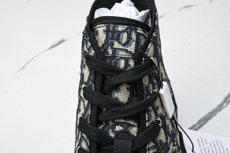 D B23 HIGH-TOP SNEAKERS