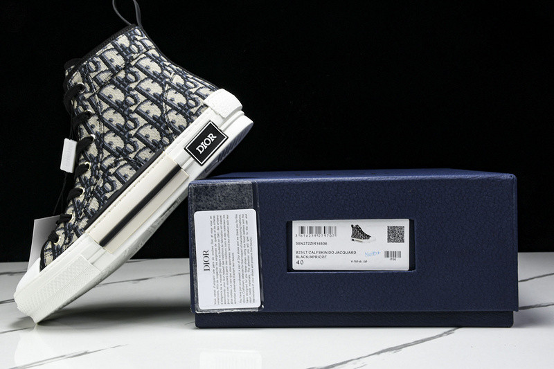 D B23 HIGH-TOP SNEAKERS