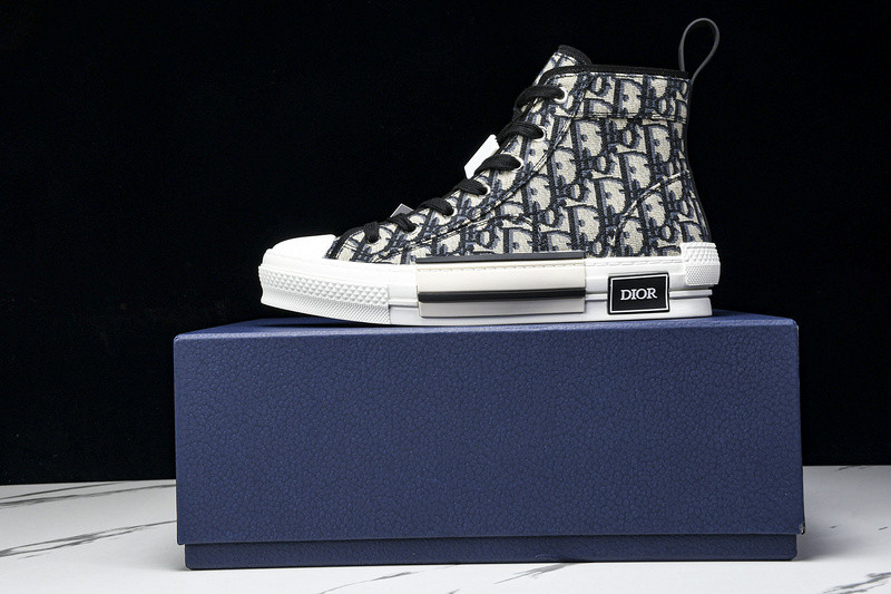 D B23 HIGH-TOP SNEAKERS