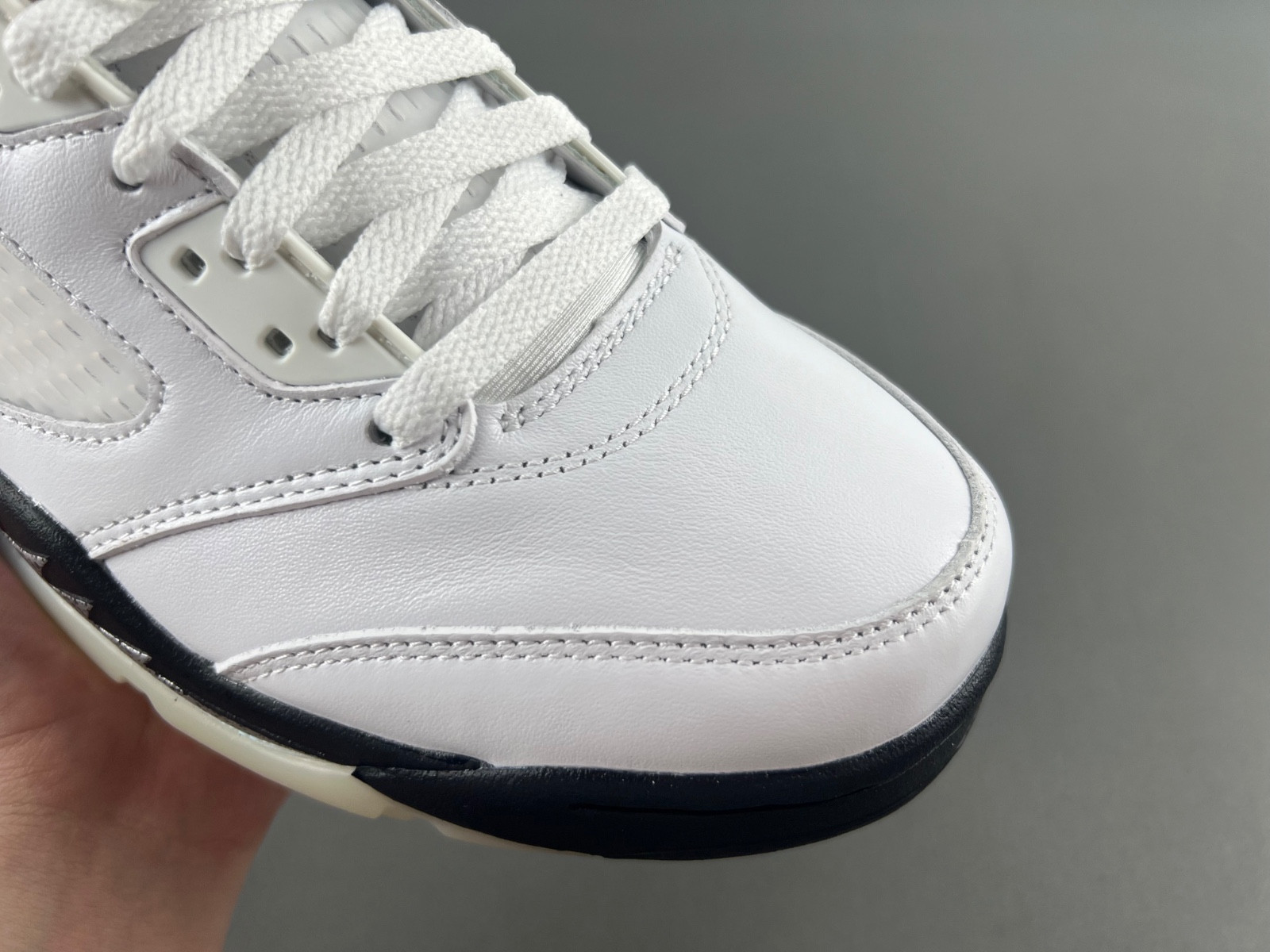 Air Jordan 5 "White/Black" DD0587-110