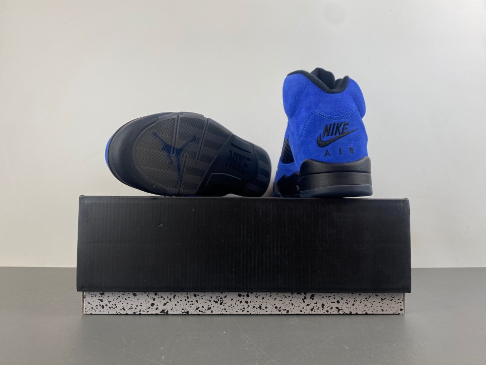 Air Jordan 5 Retro Blue Suede DD0587-400