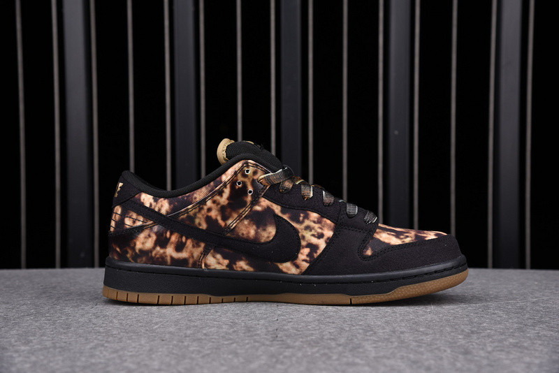 Nike Dunk SB Low Pushead 2 536356-002
