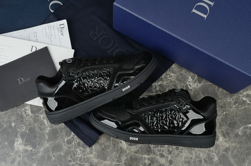 D10r sneakers
