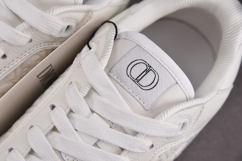 D10r sneakers