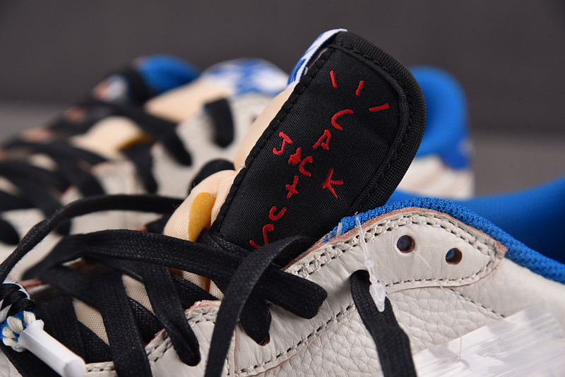 Travis Scott x Fragment x Air Jordan 1 Low OG DM7866-104