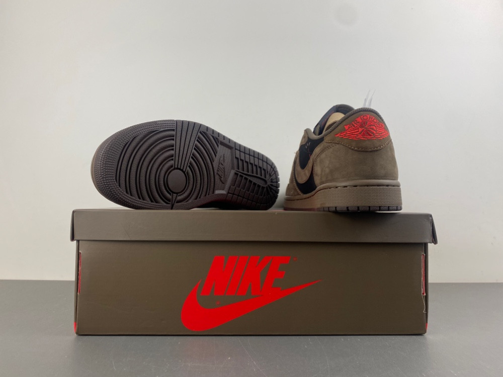 Jordan 1 Retro Low x Travis Scott Velvet Brown DM7866-202