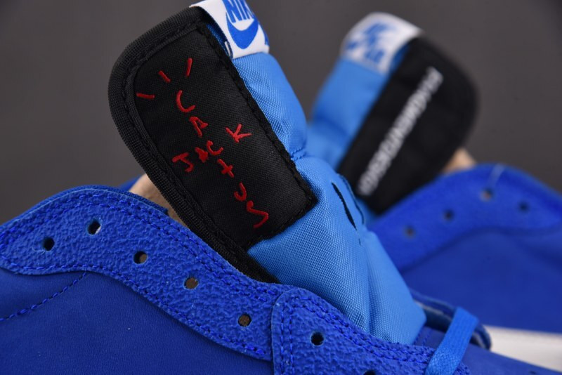 Travis Scott x Air Jordan 1 low blue white DM7866-400
