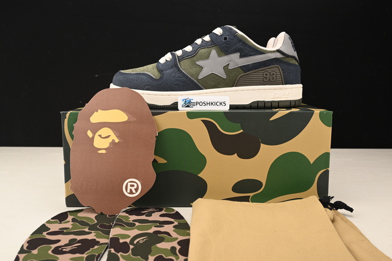 BAPE SNEAKERS