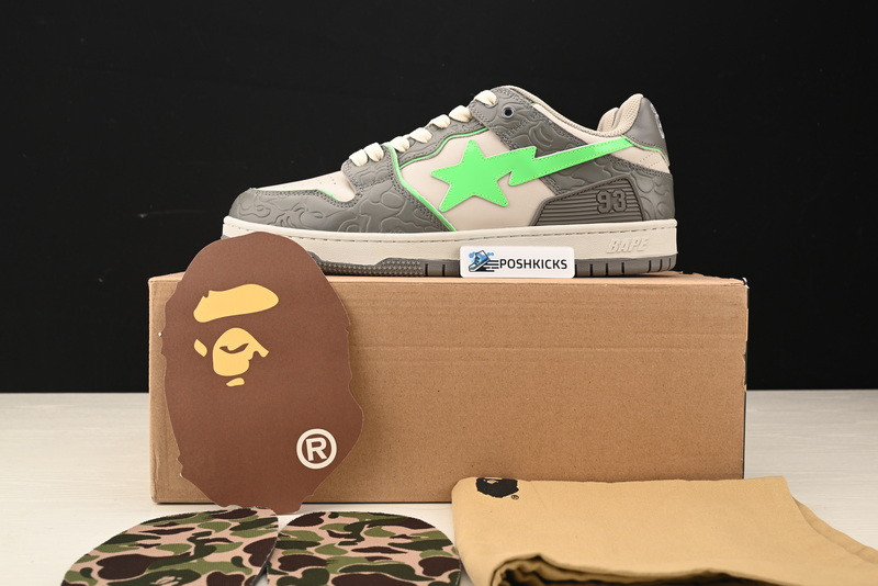 BAPE SNEAKERS