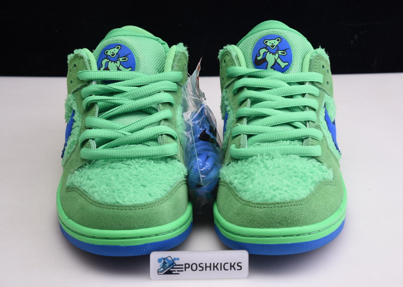 Grateful Dead x Nike SB Dunk Low “Green Bear” CJ5378-300