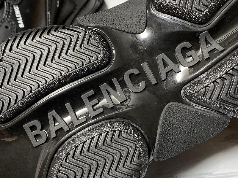 Ba*len*cia*ga triple s sneakers (black with logo) 536737 w2fa1 1090