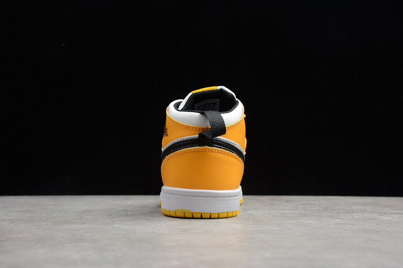 AIR JORDAN 1 MID GS 852542-700