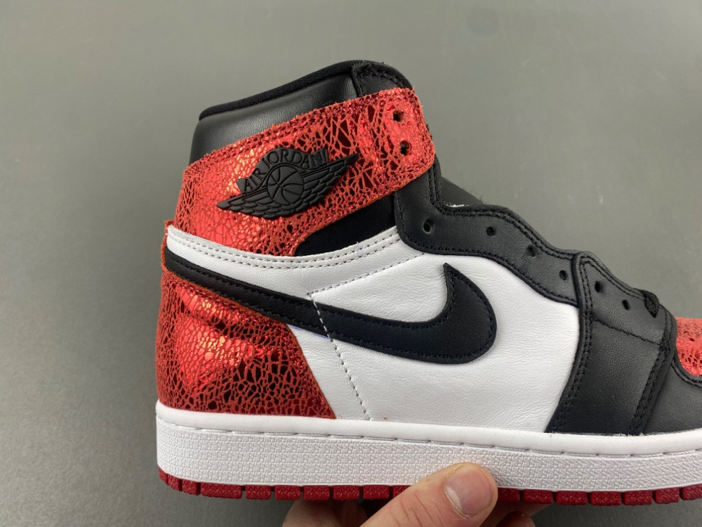 Air Jordan 1 High OG WMNS "Varsity Red" FD2596-602