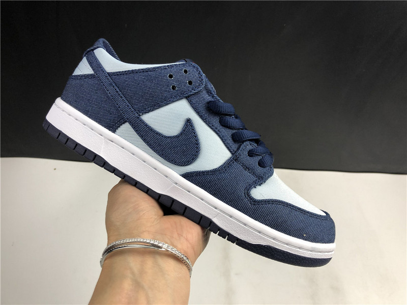 Nike SB Dunk Low 854866-444