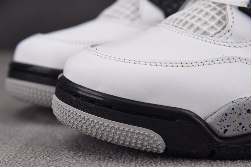 Air Jordan 4 "White Cement" 2025 FV5029-100