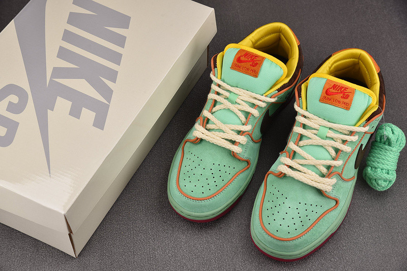 Nike SB Dunk Low "Rodeo" HF3058-300