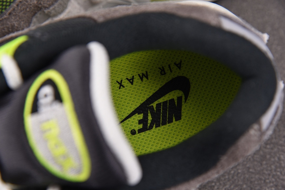 Nike Air Max 95 OG Reverse Gradient Neon - HM4738-001