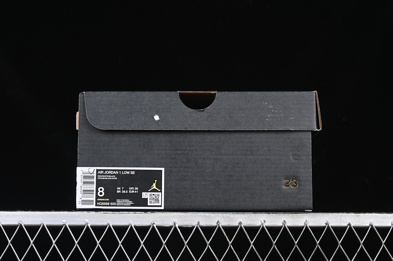 Air Jordan 1 Low OG "Chicago" HQ6998-600