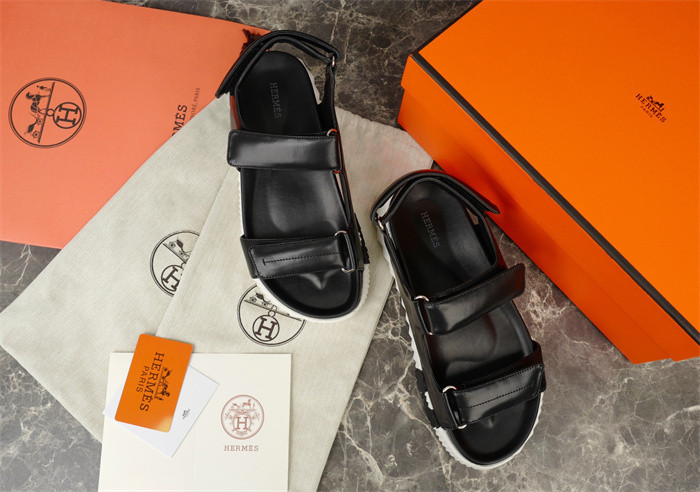 H*rmes Sandals