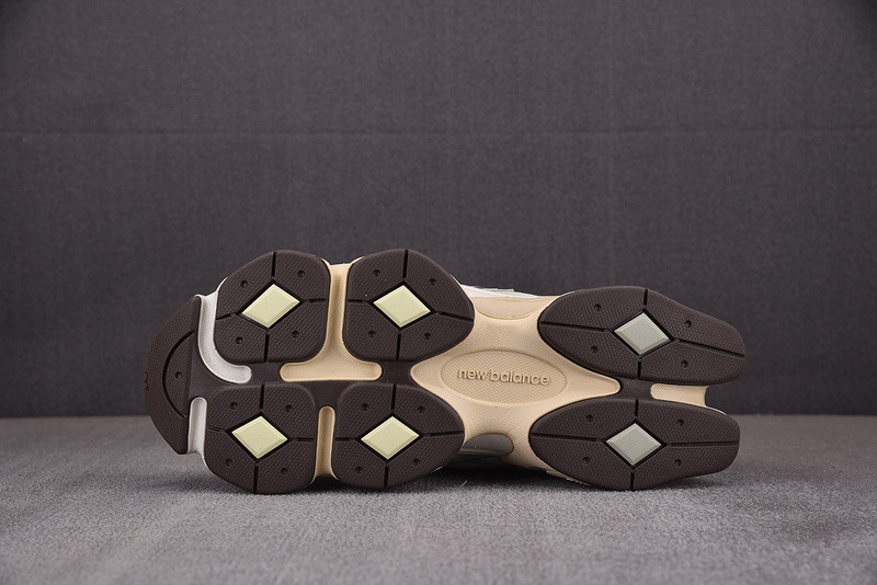 New Balance 9060 Sneakers U9060EEC