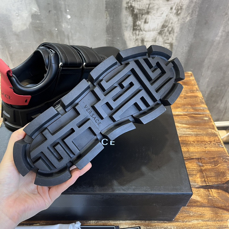 VERSACE SNEAKER