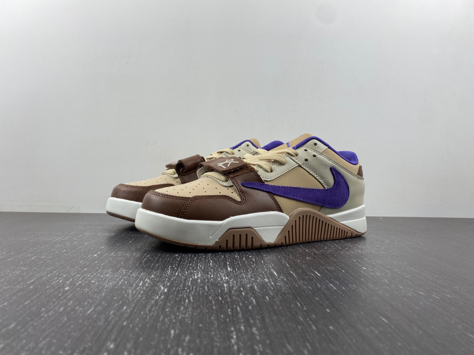 Travis Scott x Jordan Cut The Check FZ8117-900