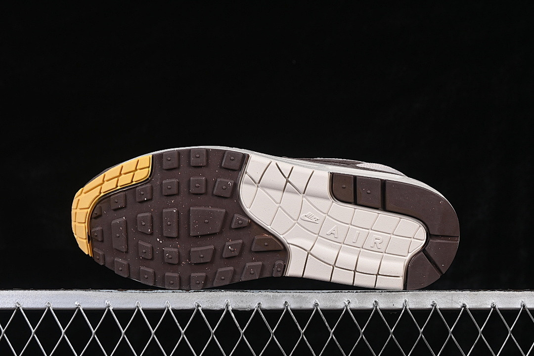 Nike Air Max 1 Essential Premium Cave Stone IB6390-001