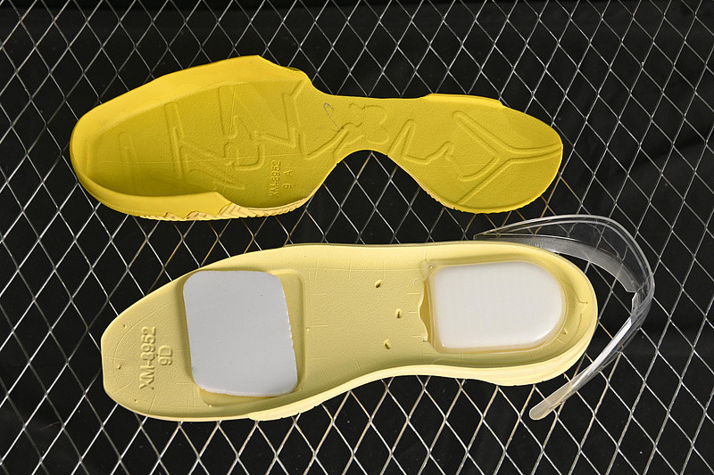 Nike Kobe 4 Protro "CHBL" IH0587-700