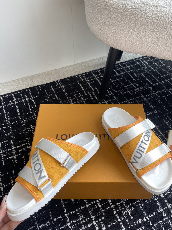 LOU1_TON SLIPPERS