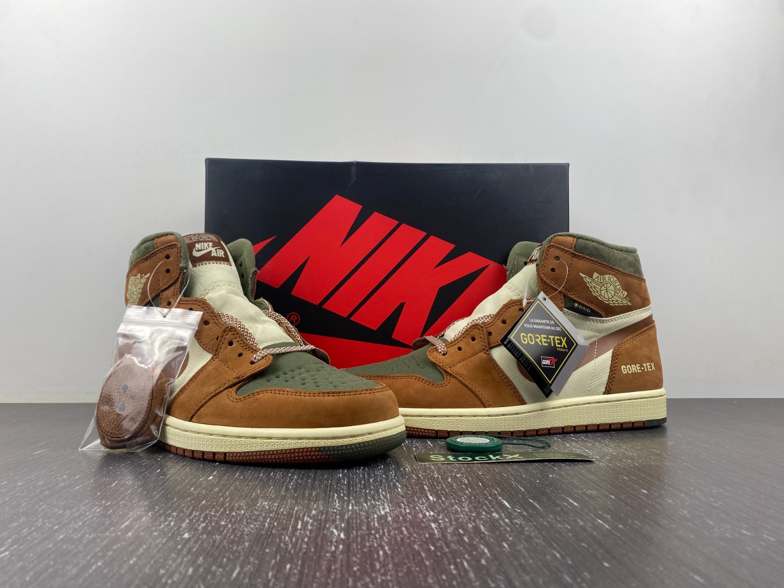 Air Jordan 1 Element Gore-Tex “Brown/Olive” DB2889-100