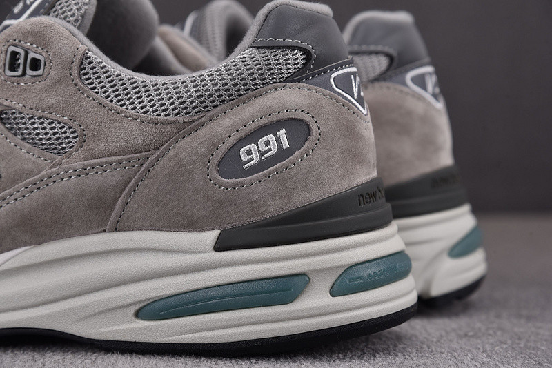 New Balance 991v2 Made in England 