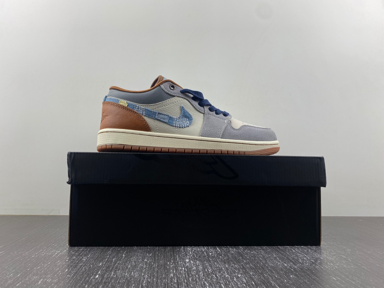 Air Jordan 1 Low “Denim” FZ5042-041