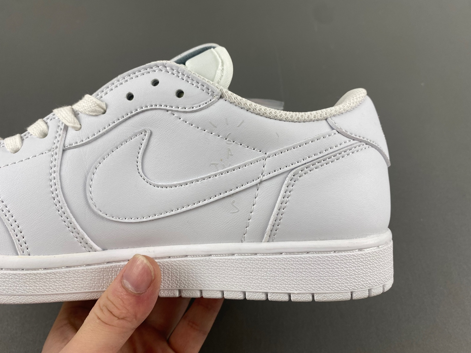 Travis Scott x Nike Air Jordan 1 Low OG “White Party” DM7866-292