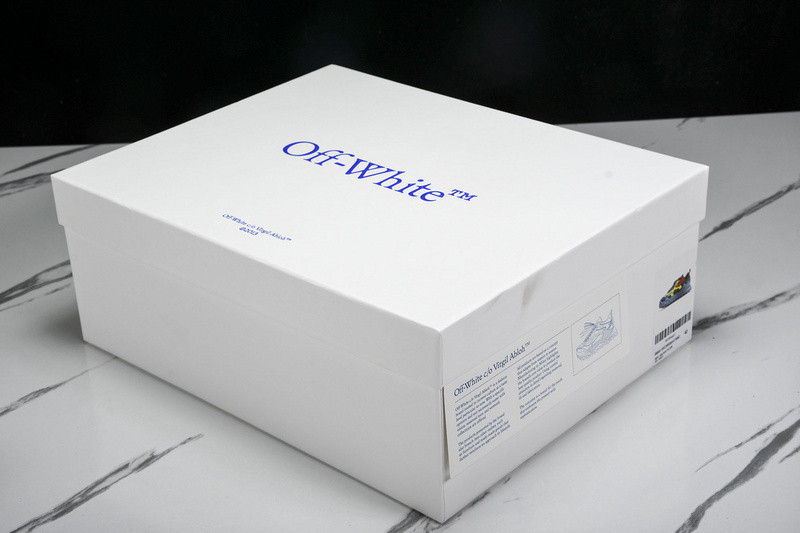 OW C/O ODSY-1000 SPORTS SHOES