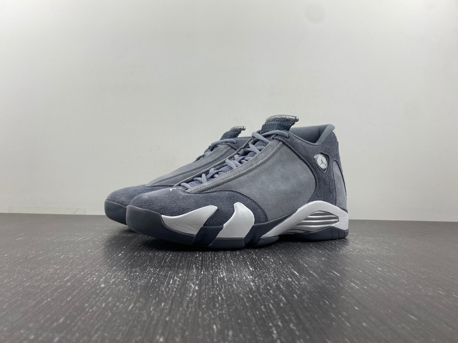 Jordan 14 Retro Flint Grey FJ3460-012