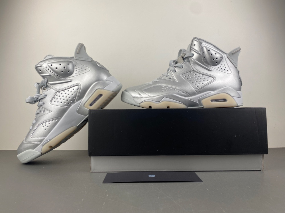 PSG x Air Jordan 6 "Metallic Silver" IQ5135-001