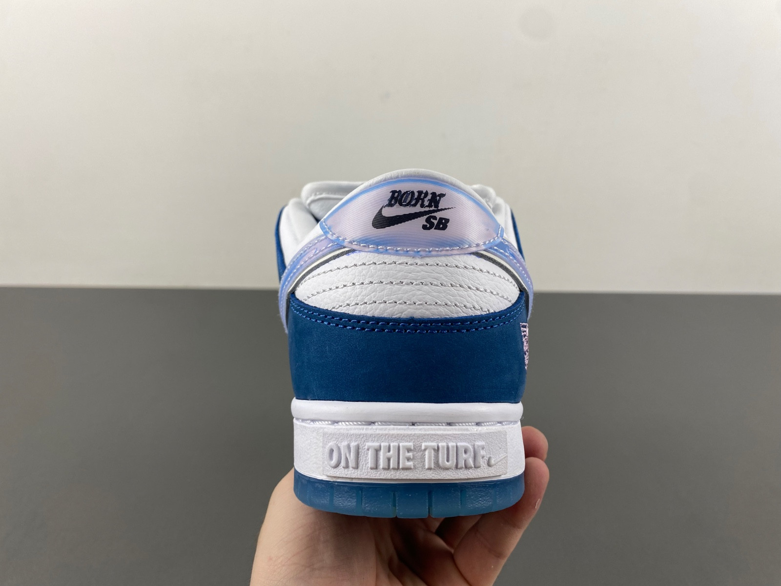 Born x Raised x Nike SB Dunk Low FN7819-400
