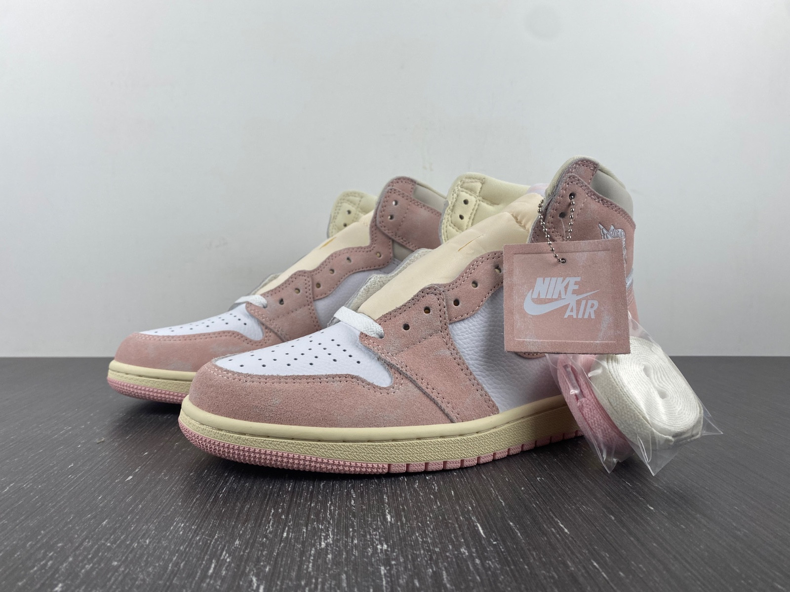 Air Jordan 1 Washed Pink FD2596-600