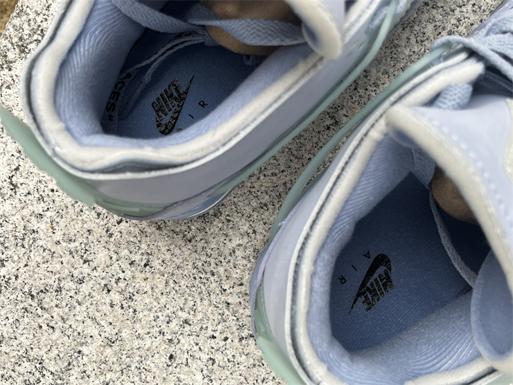 JORDAN 4 RETRO X OW BABY BLUE