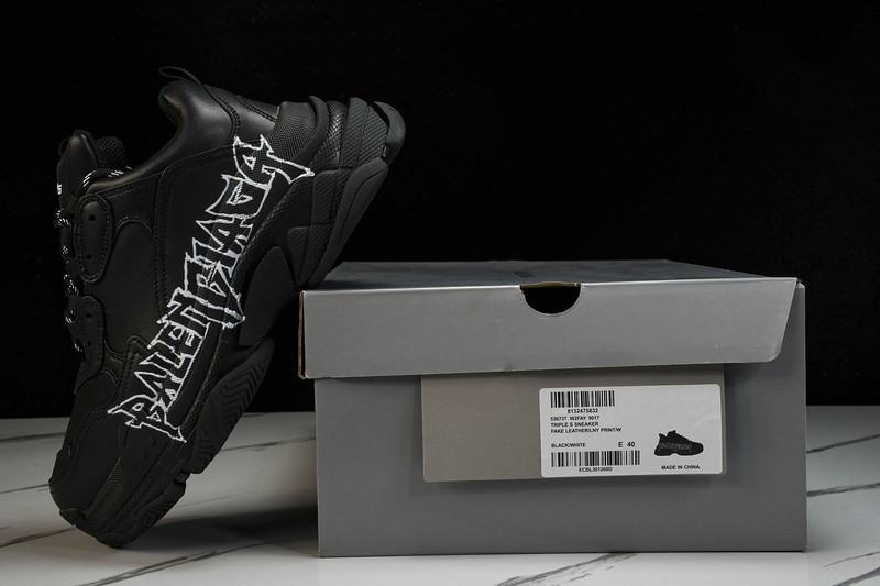 Ba*len*cia*ga triple s 536737 w2fay 9017