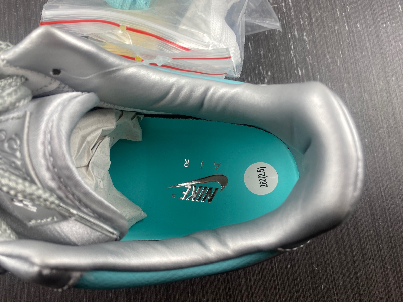 T*f*ny & co. x air force 1 low dz1382-003